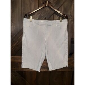 Liz Golf Women's Bermuda Shorts Size 16W White Blue Striped Zip‎ Pockets